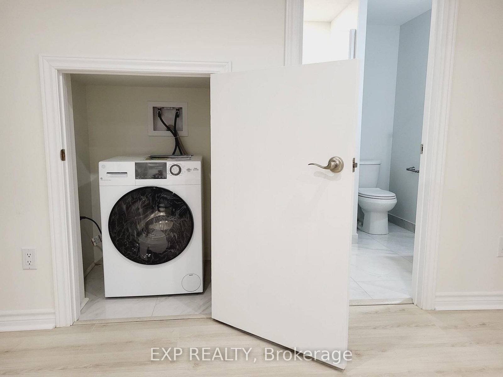 7269 Lantern Fly Hollow • Mississauga, ON photo 39