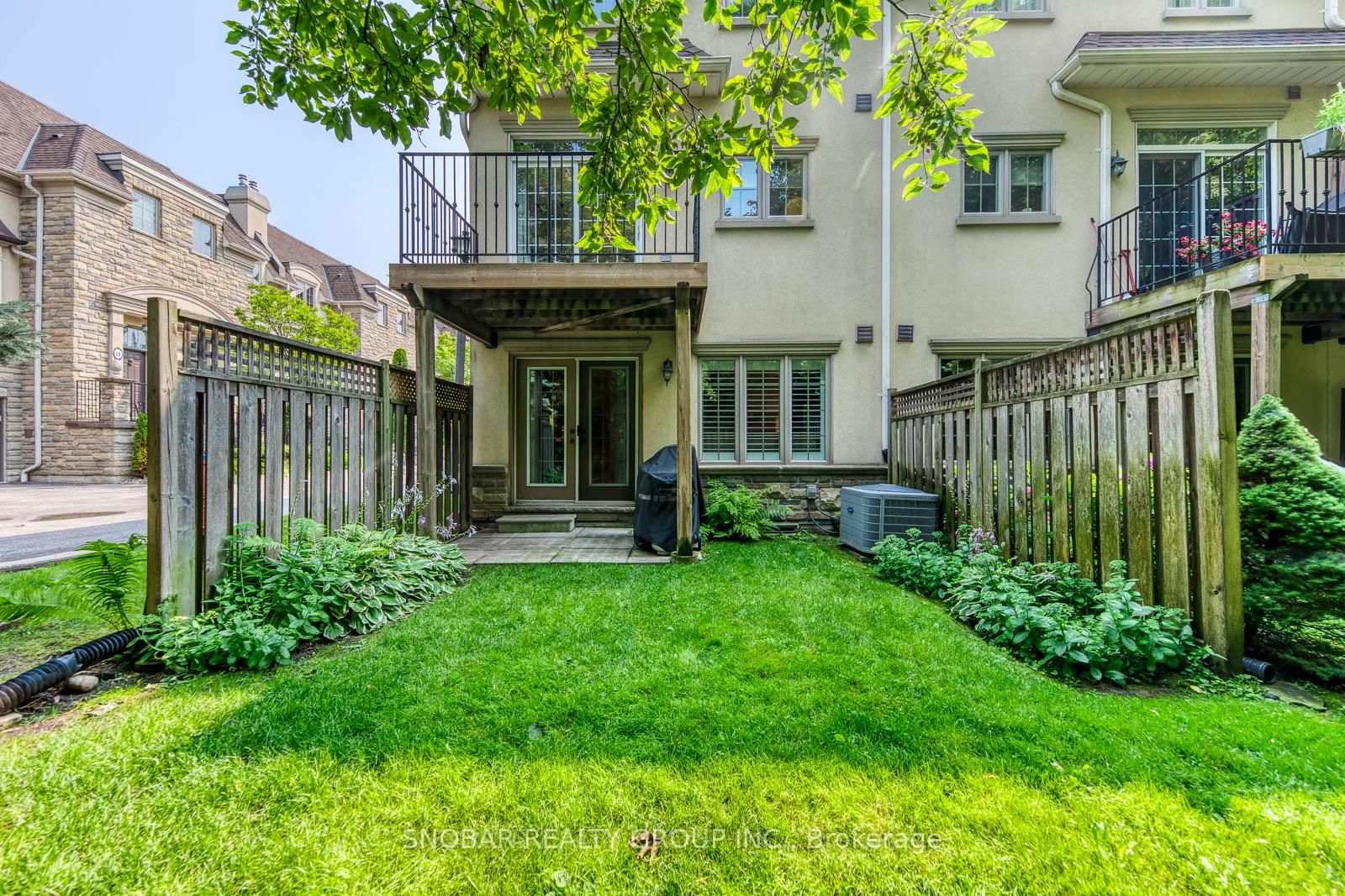 208 La Rose Avenue • #9 • Toronto, ON photo 32