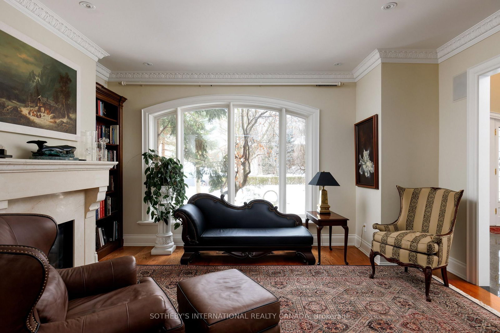23 Edenbrook Hill • Toronto, ON photo 10