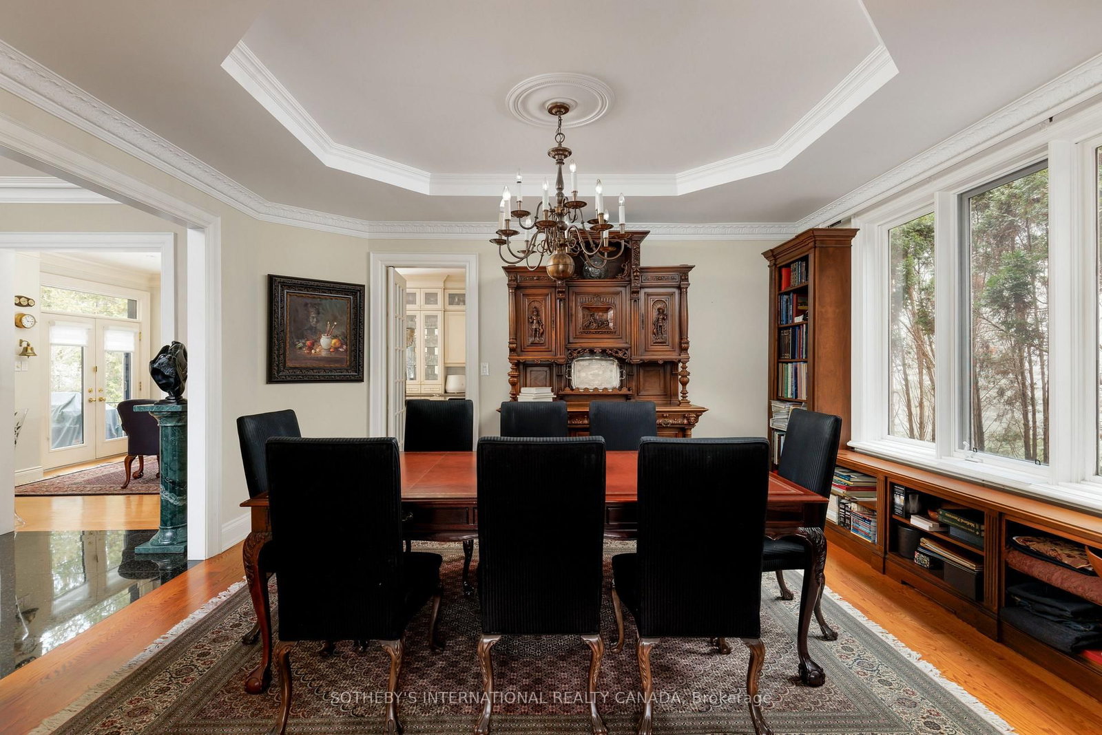 23 Edenbrook Hill • Toronto, ON photo 11