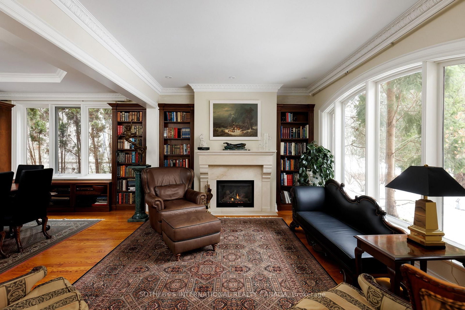 23 Edenbrook Hill • Toronto, ON photo 9