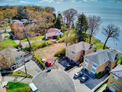 9 Carlis Place • Mississauga, ON photo 3