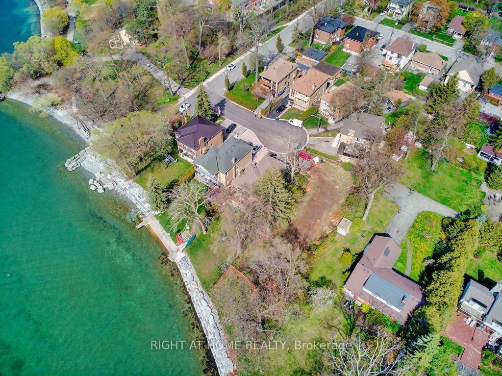 9 Carlis Place • Mississauga, ON photo 7
