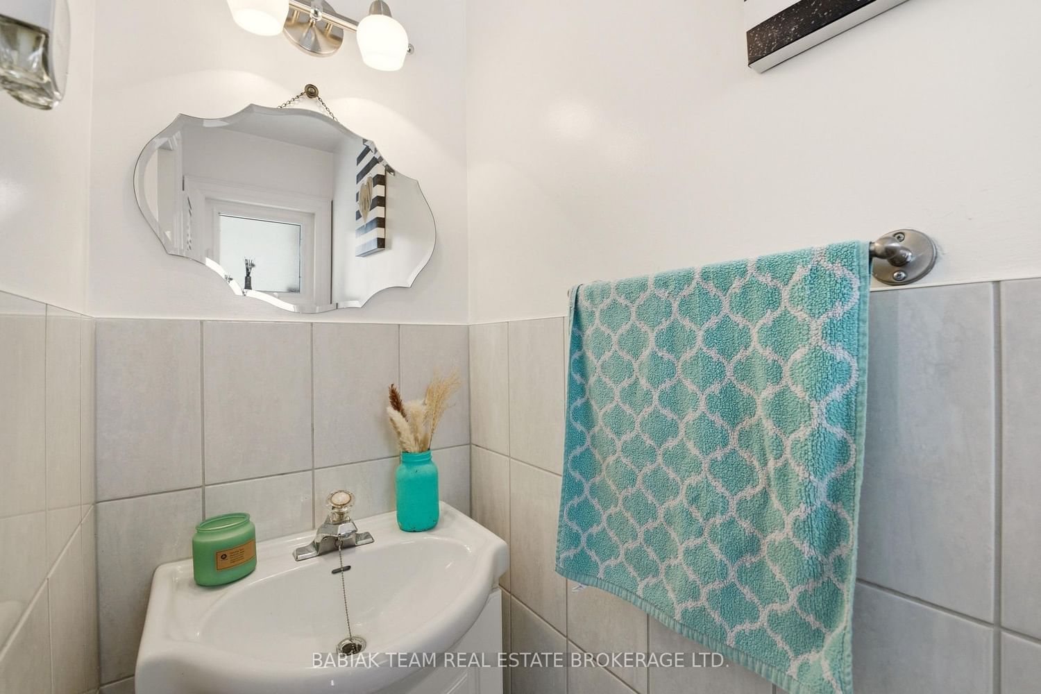 377 Karen Park Crescent W • Mississauga, ON photo 5