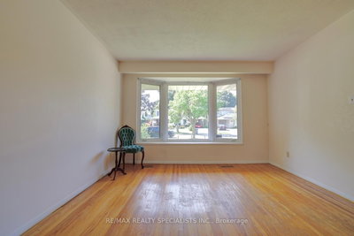 2458 Barcella Crescent • Mississauga, ON photo 6