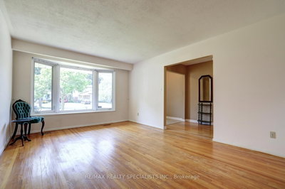 2458 Barcella Crescent • Mississauga, ON photo 9
