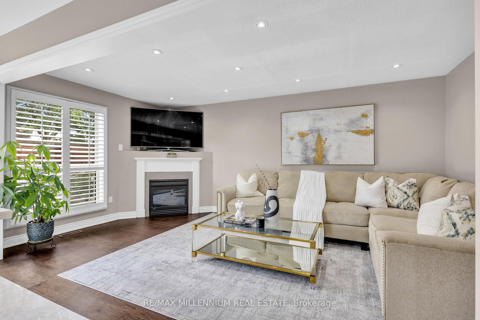 252 Mountainberry Road • Brampton, ON photo 14