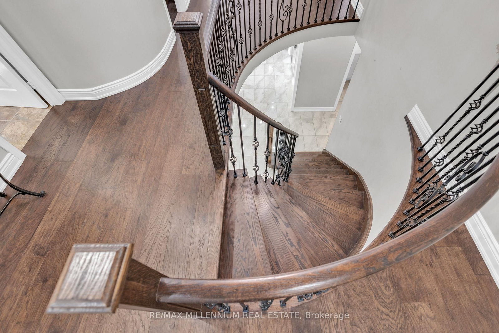 252 Mountainberry Road • Brampton, ON photo 21