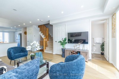 250 Sunny Meadow Boulevard • #45 • Brampton, ON photo 3