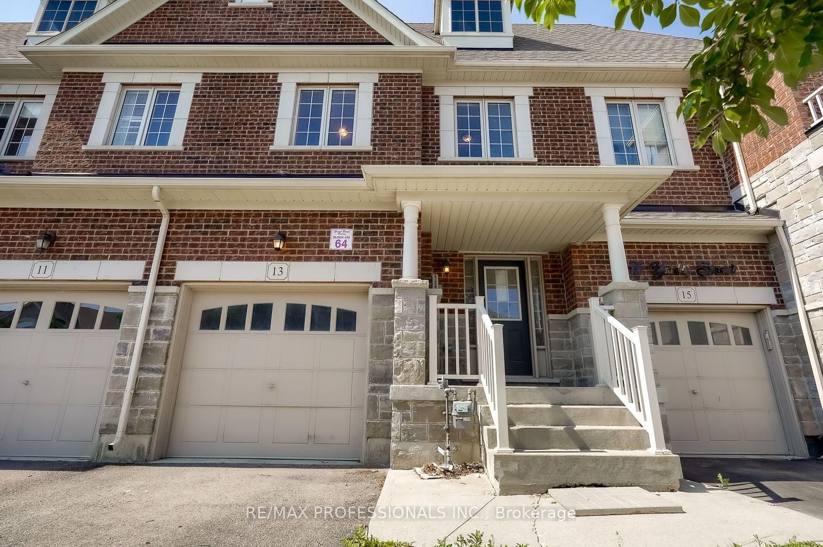 13 Yately Street • Brampton, ON photo 4