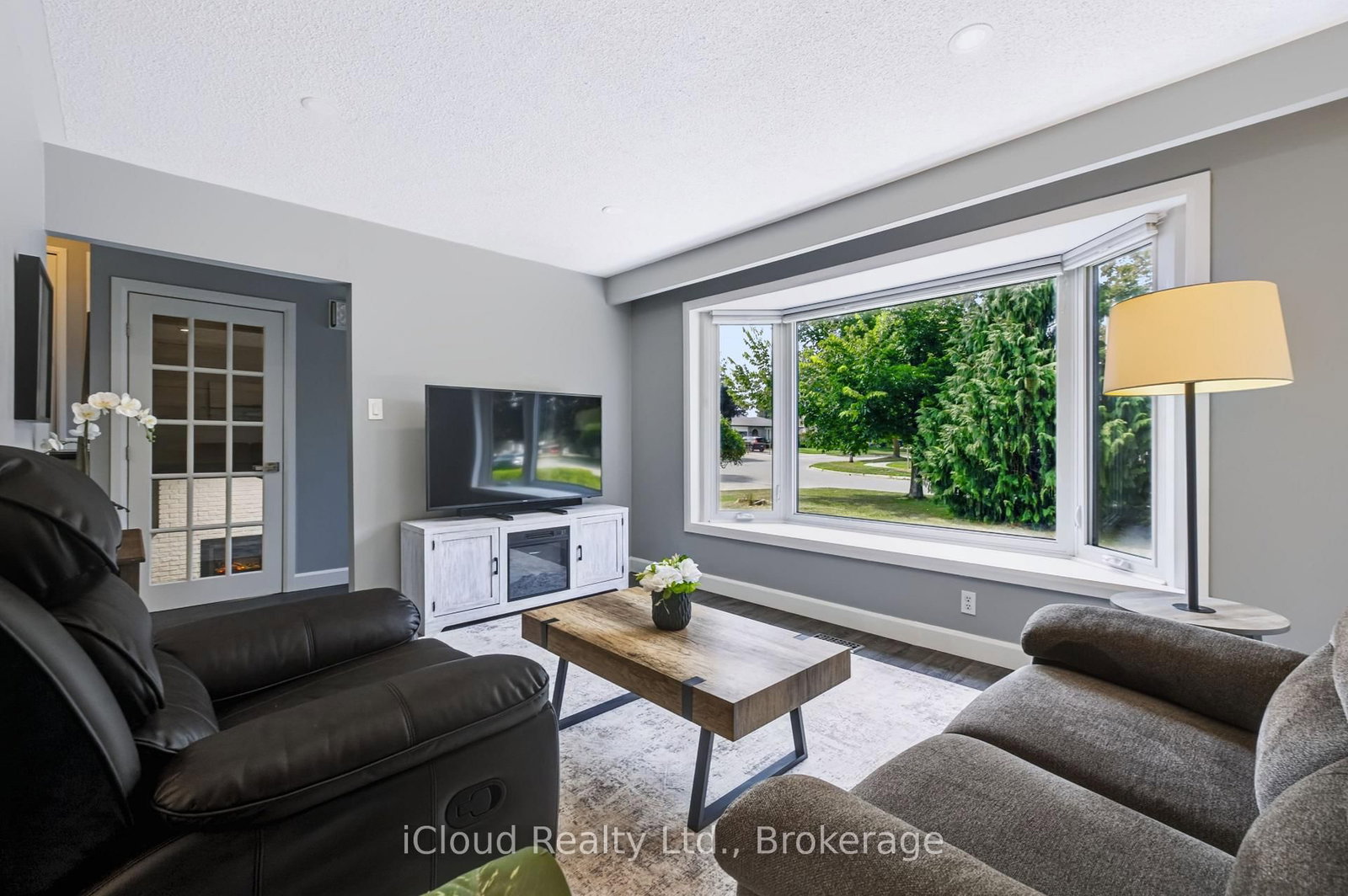 93 Church Street • Orangeville, ON photo 9