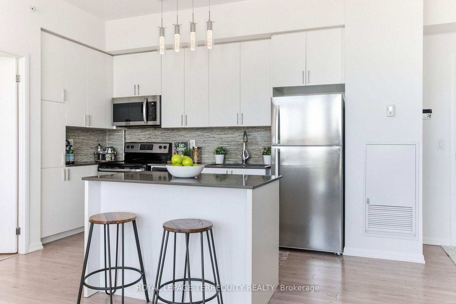 36 Via Bagnato Boulevard • #831 • Toronto, ON photo 12