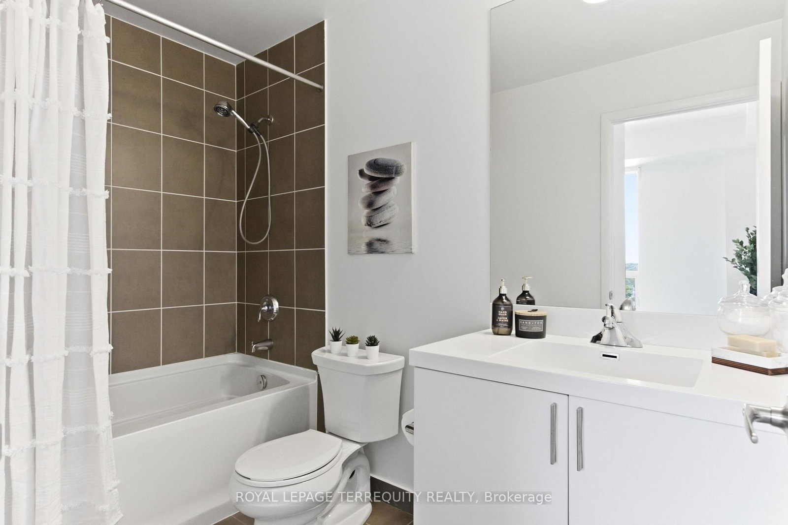 36 Via Bagnato Boulevard • #831 • Toronto, ON photo 23