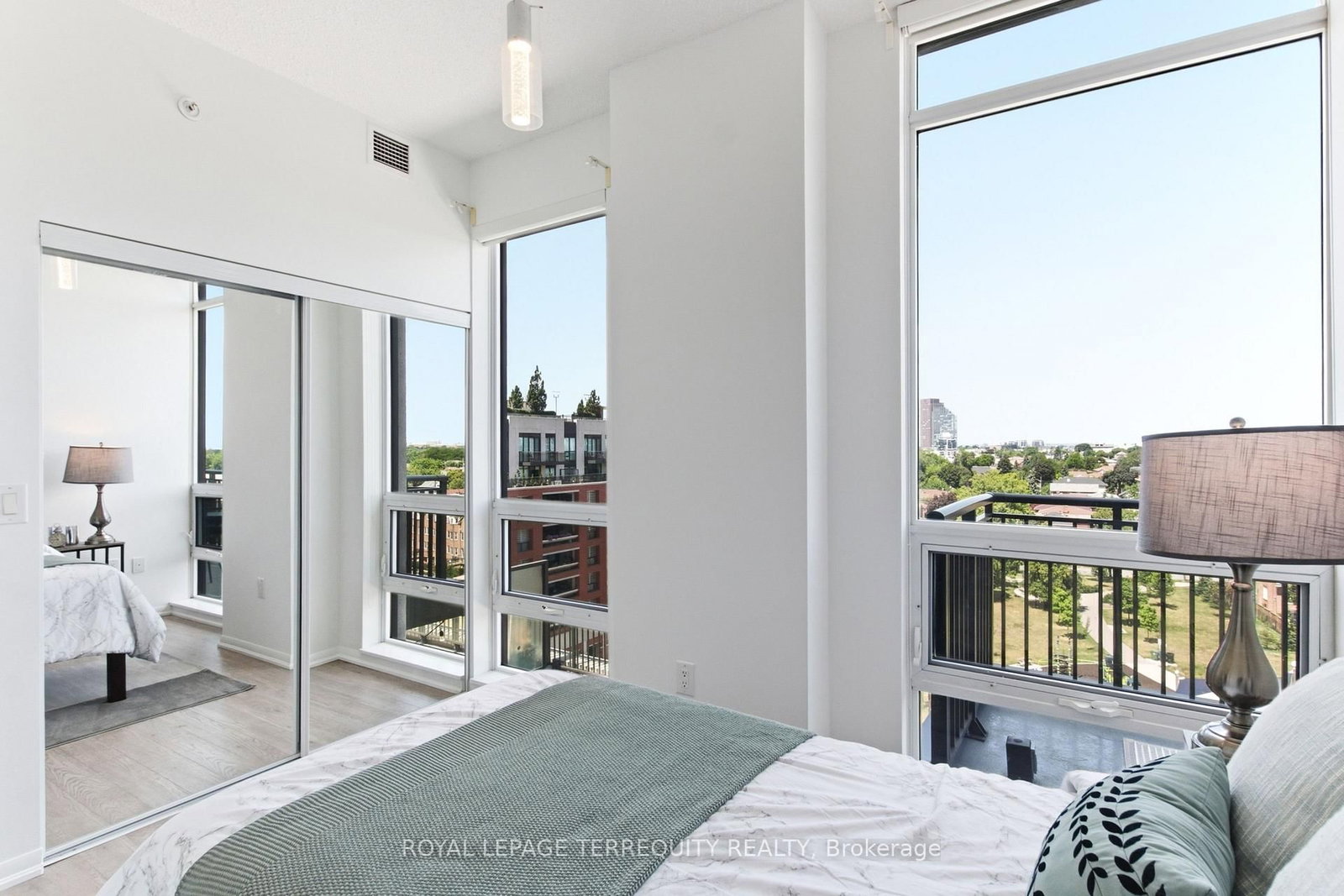 36 Via Bagnato Boulevard • #831 • Toronto, ON photo 28