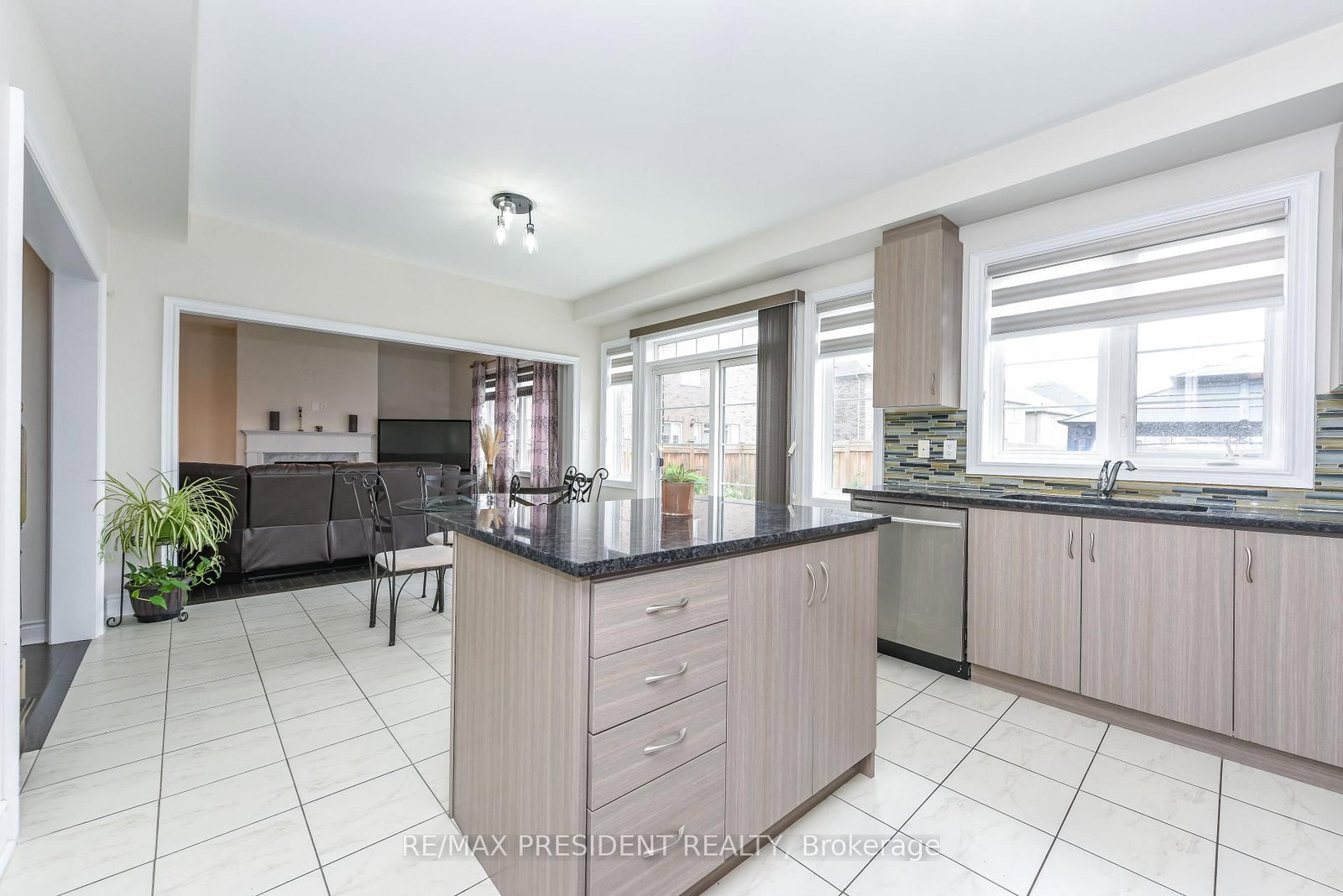 19 Jaypeak Road • Brampton, ON photo 9