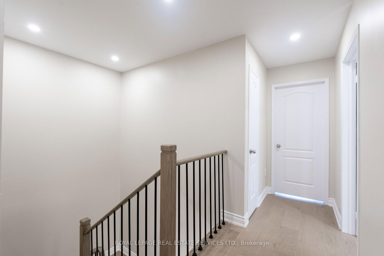 3955 Foxwood Avenue • Mississauga, ON photo 13