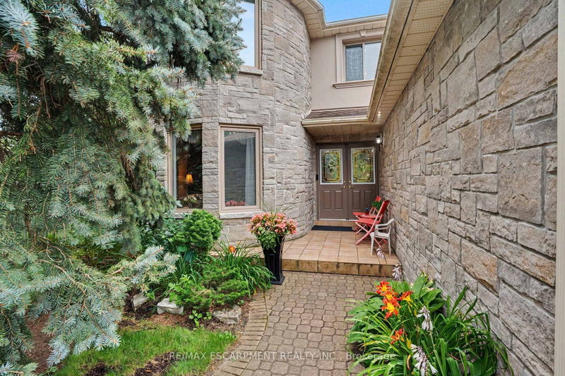 5172 Hidden Valley Crt photo 4