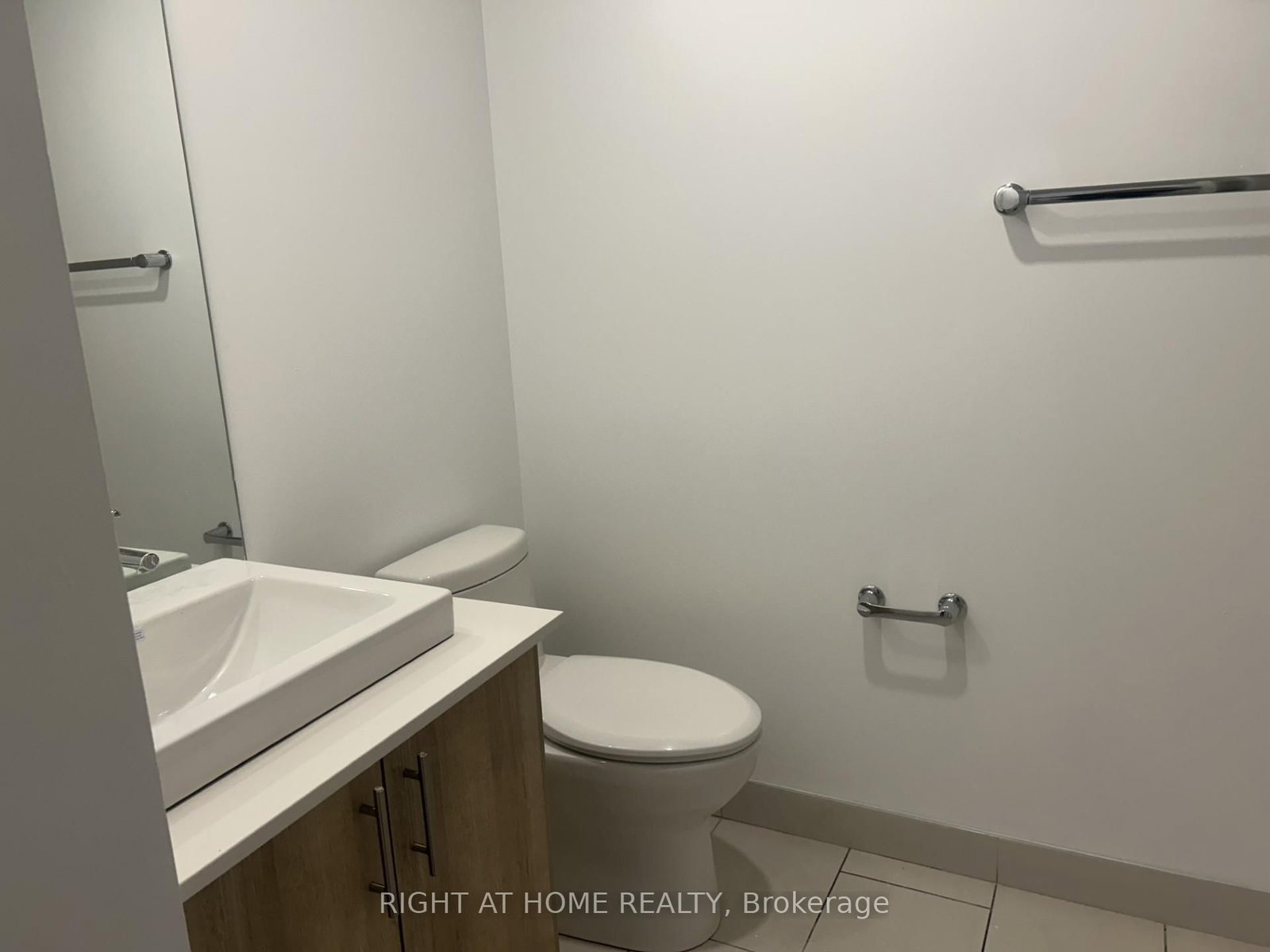 1195 The Queensway • #704 • Toronto, ON photo 17