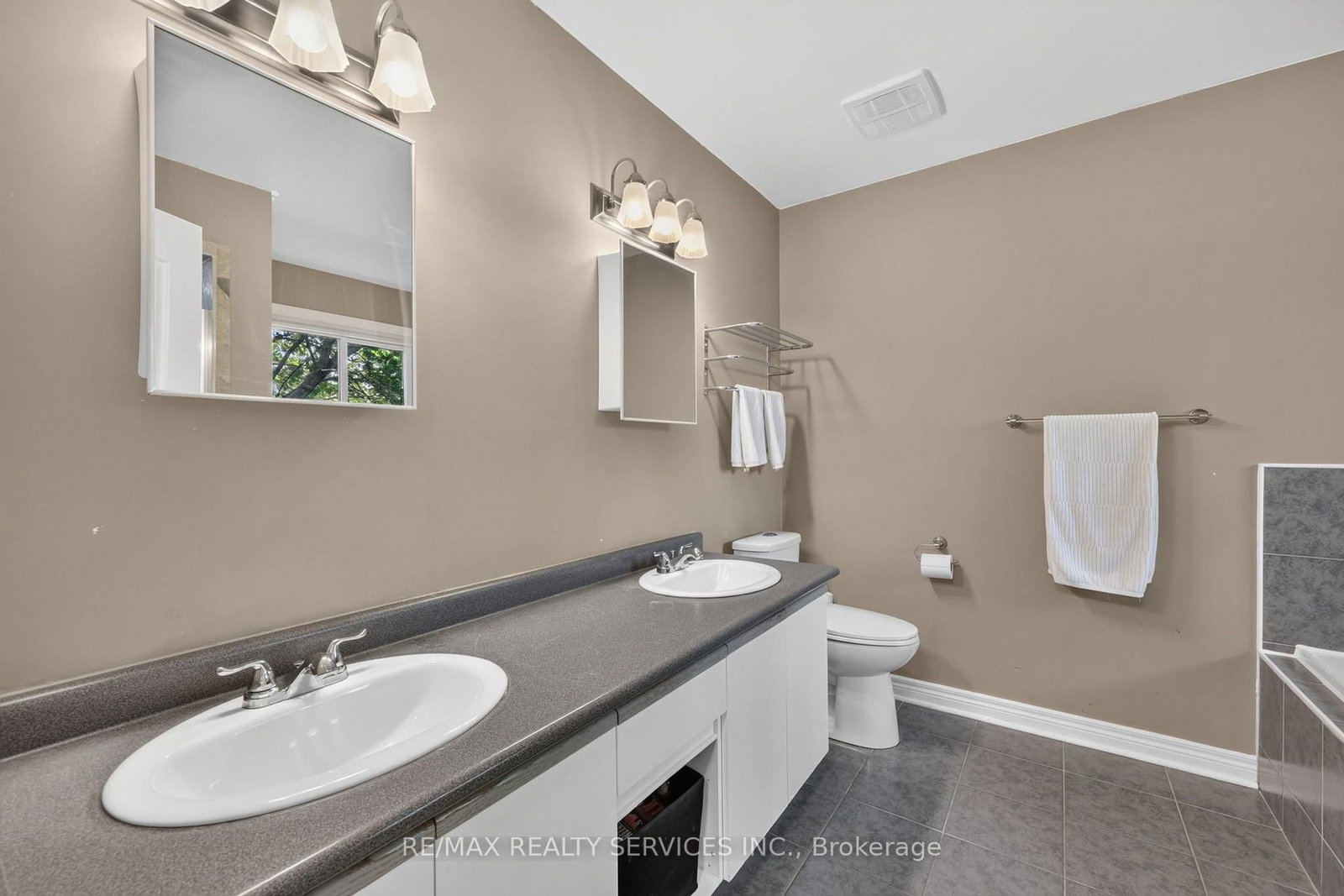 1 Plummer Road • Caledon, ON photo 28