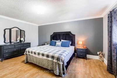 476 Jay Crescent • Orangeville, ON photo 8