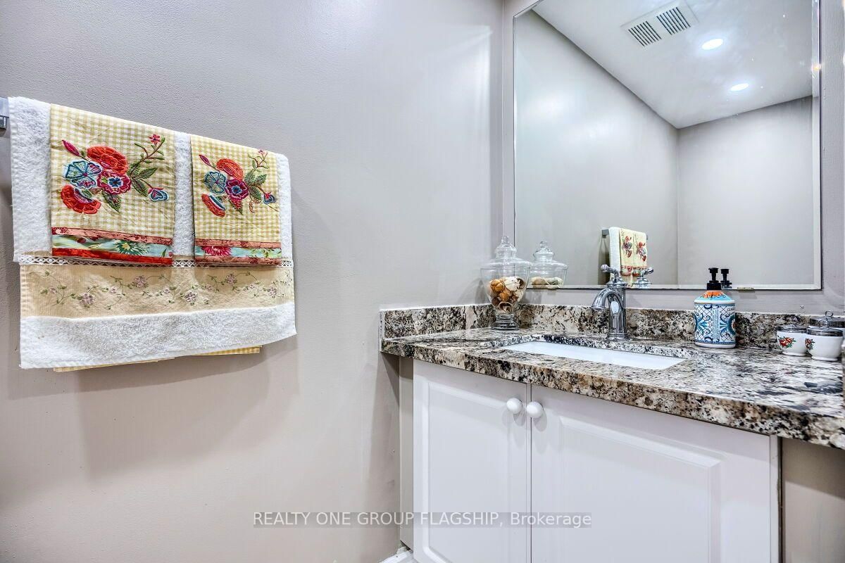 5846 10 Mississauga,ON L5M 6S5 — Photo 13
