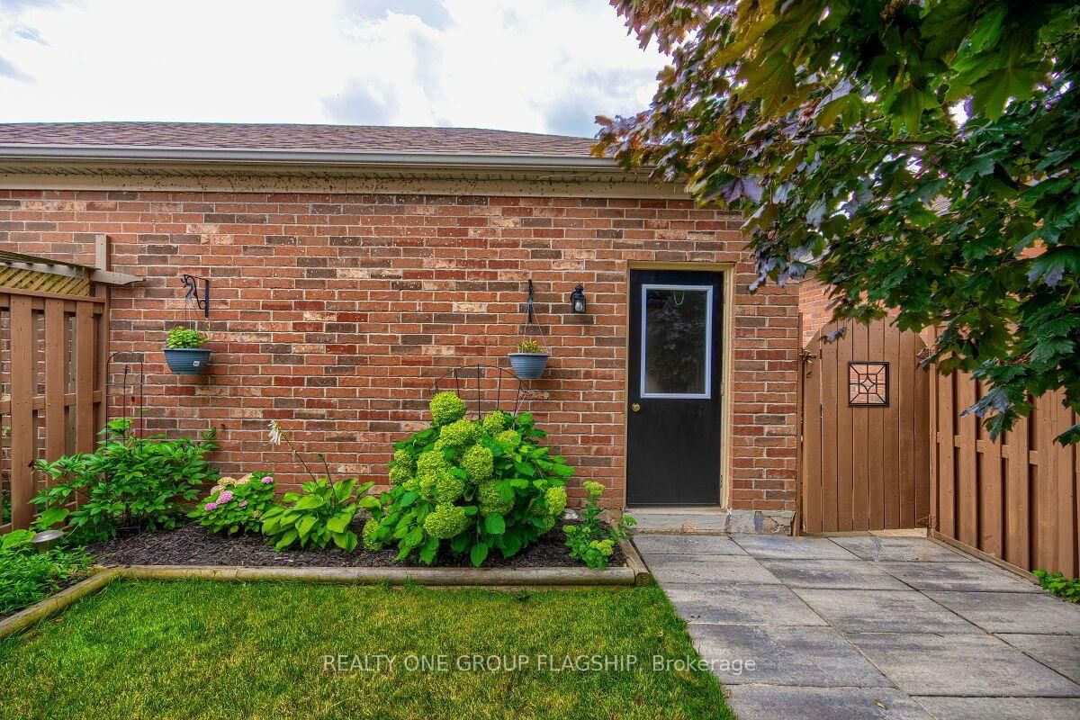 5846 10 Mississauga,ON L5M 6S5 — Photo 31