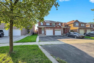 3937 Stoneham Way • Mississauga, ON photo 3