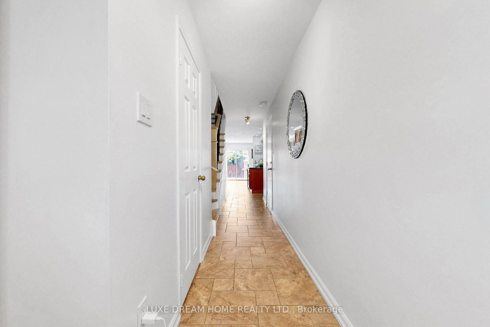 3937 Stoneham Way • Mississauga, ON photo 6