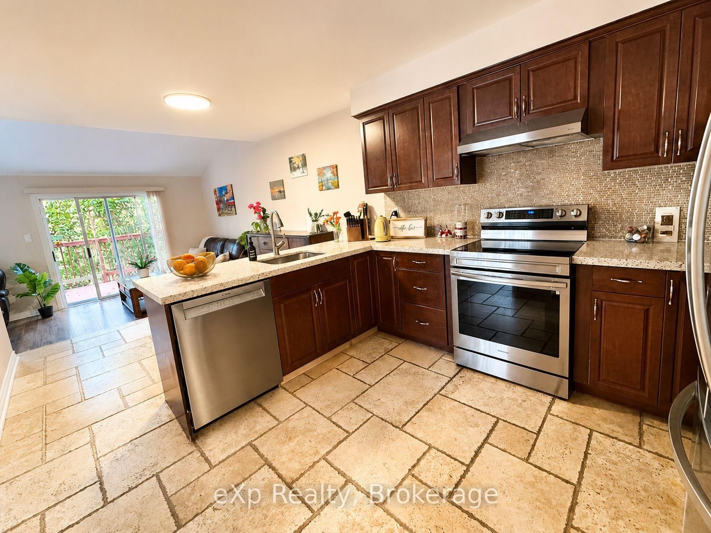 39 Matterdale Avenue • Brampton, ON photo 18