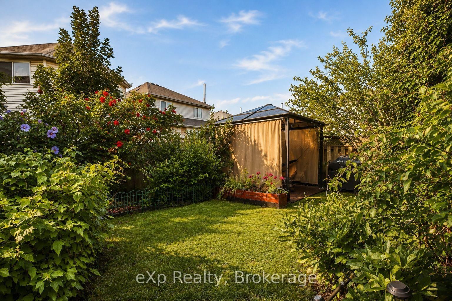 39 Matterdale Avenue • Brampton, ON photo 5
