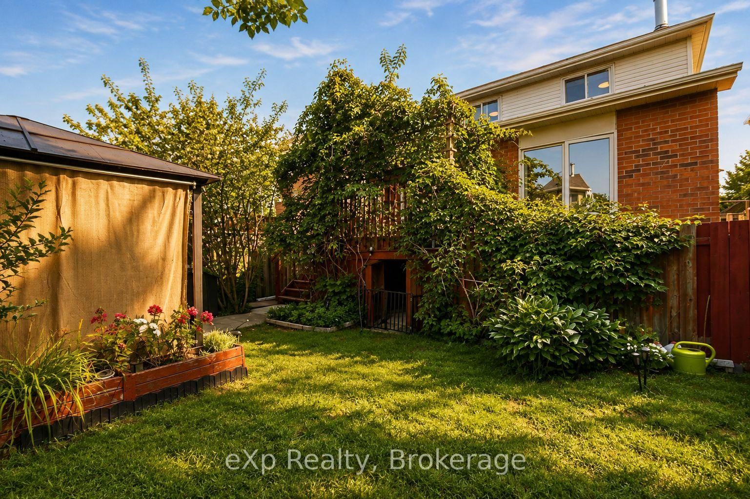 39 Matterdale Avenue • Brampton, ON photo 6