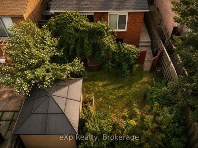 39 Matterdale Avenue • Brampton, ON photo 9