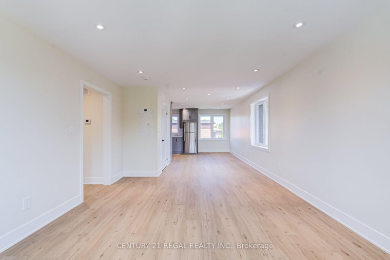 3 - 171 Gamma Street