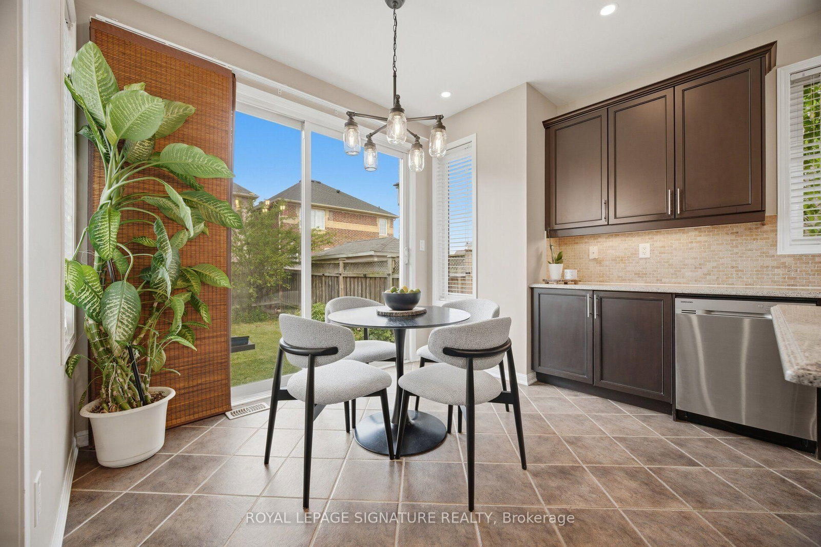 721 Reece Court • Milton, ON photo 16