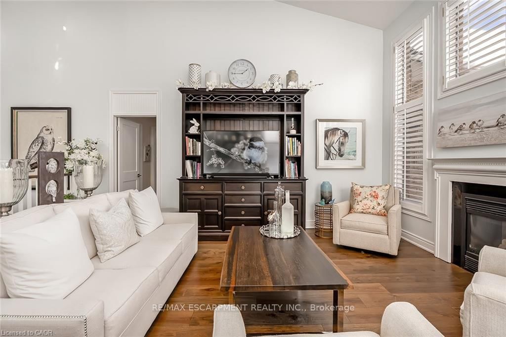 4252 Sarazen Drive • Burlington, ON photo 14
