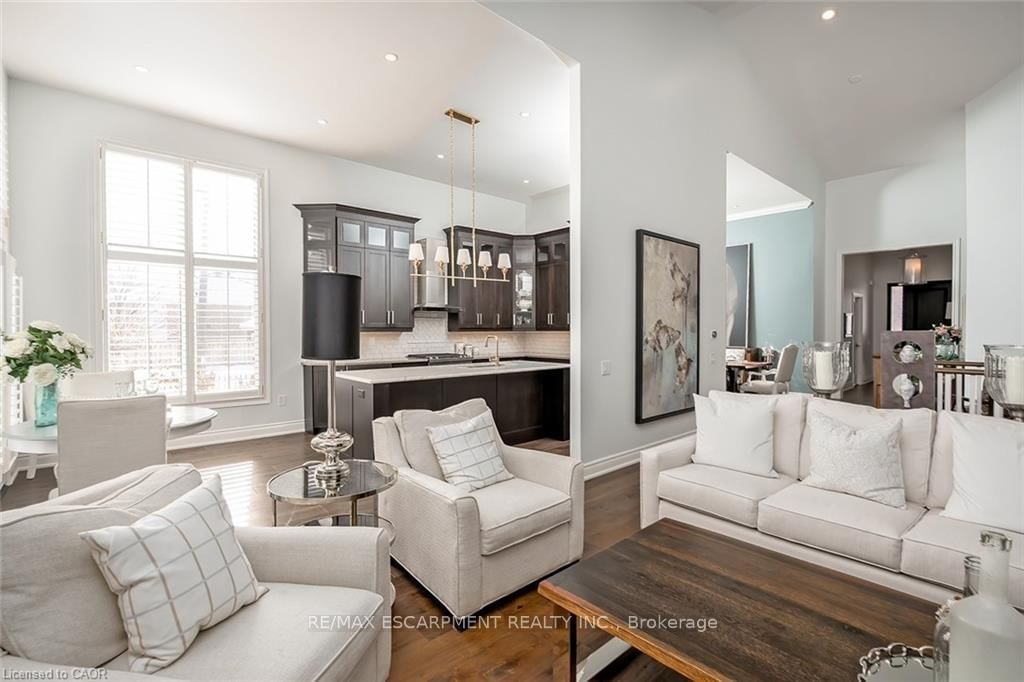 4252 Sarazen Drive • Burlington, ON photo 17