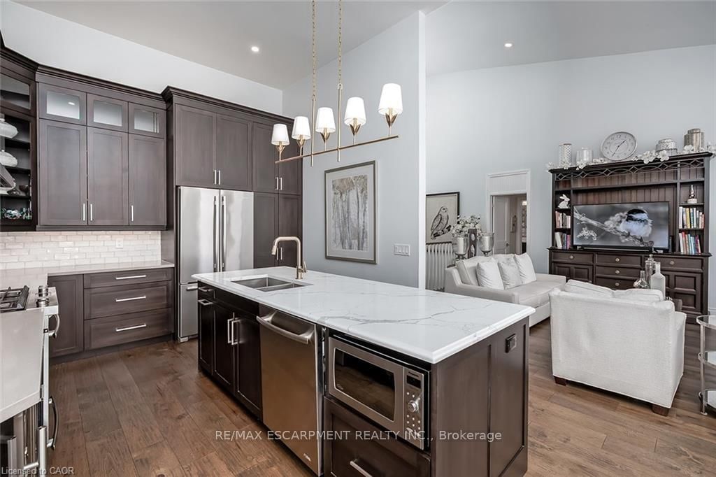 4252 Sarazen Drive • Burlington, ON photo 19