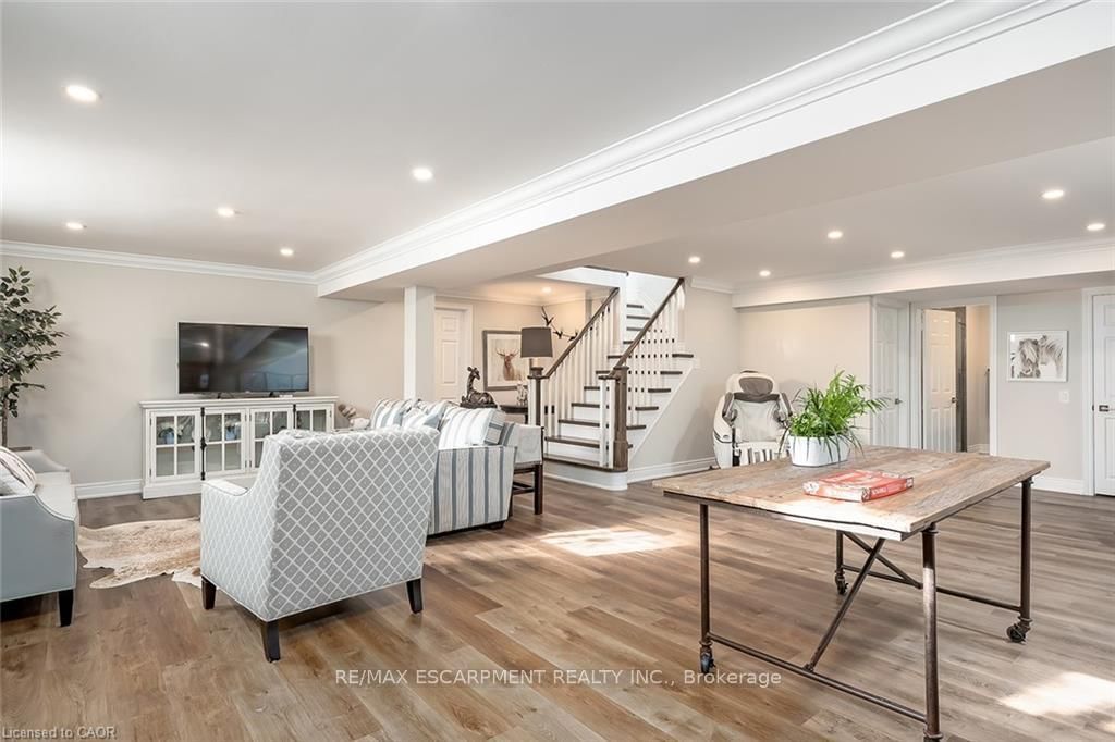 4252 Sarazen Drive • Burlington, ON photo 37