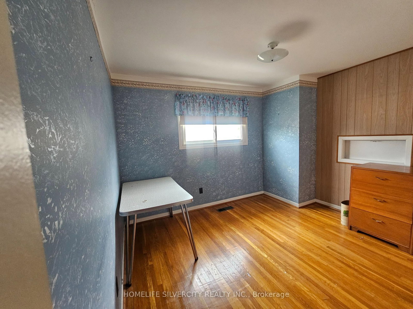7746 Redstone Road • Mississauga, ON photo 3