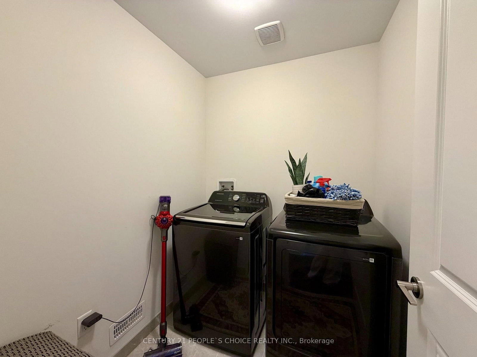 487 Bergamot Avenue • Milton, ON photo 22