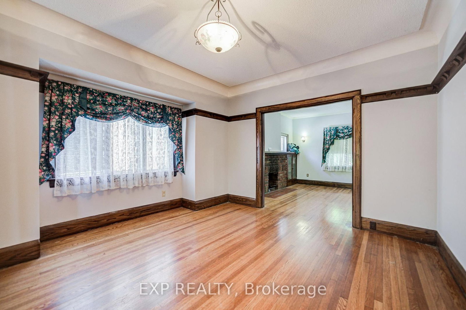 10 King Street Crescent • Toronto, ON photo 10