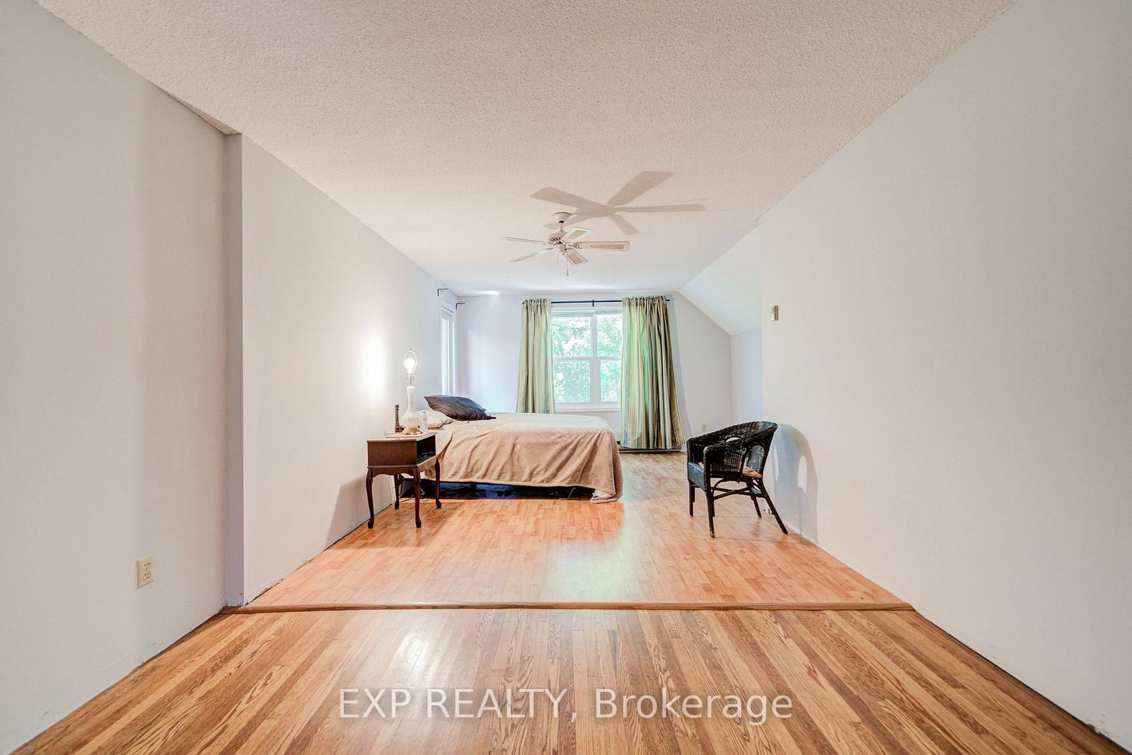10 King Street Crescent • Toronto, ON photo 20