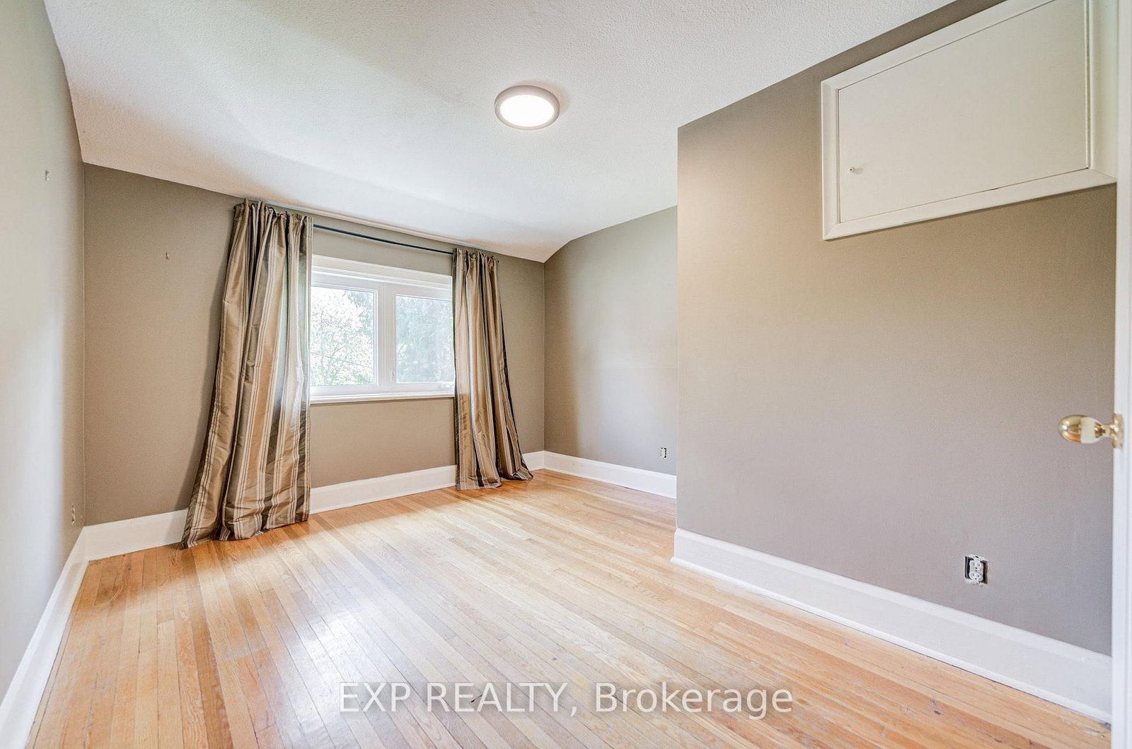 10 King Street Crescent • Toronto, ON photo 23