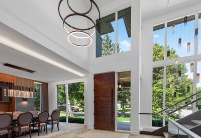 1472 Oakhill Drive • Oakville, ON photo 4
