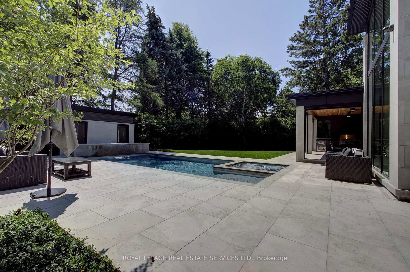 1472 Oakhill Drive • Oakville, ON photo 41