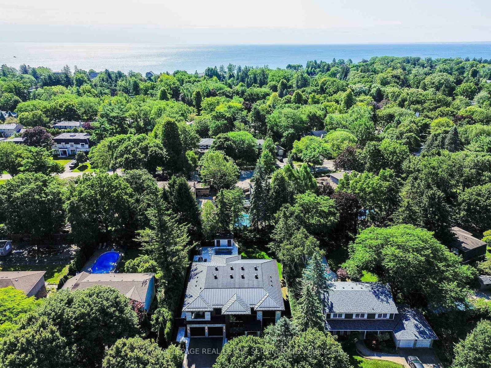 1472 Oakhill Drive • Oakville, ON photo 50