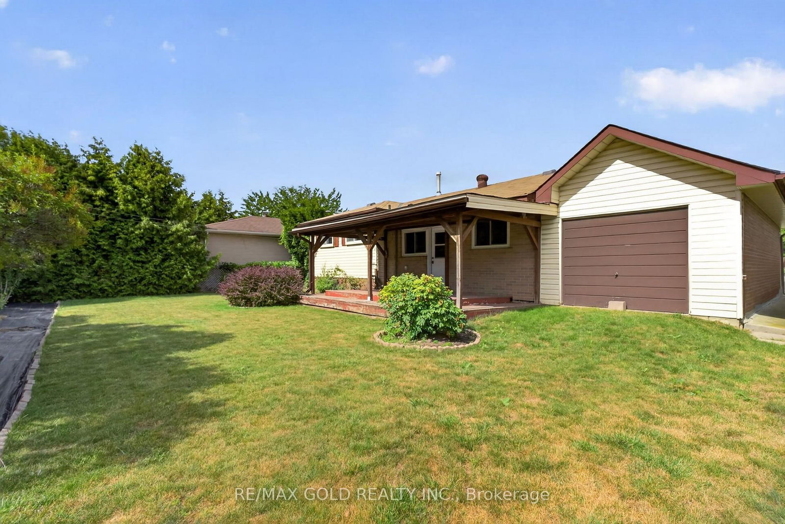 18 Esplanade Road • Brampton, ON photo 42