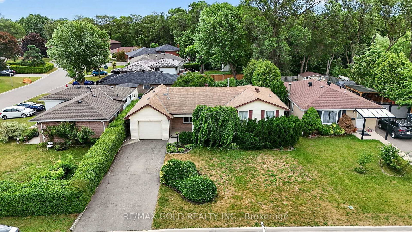 18 Esplanade Road • Brampton, ON photo 45