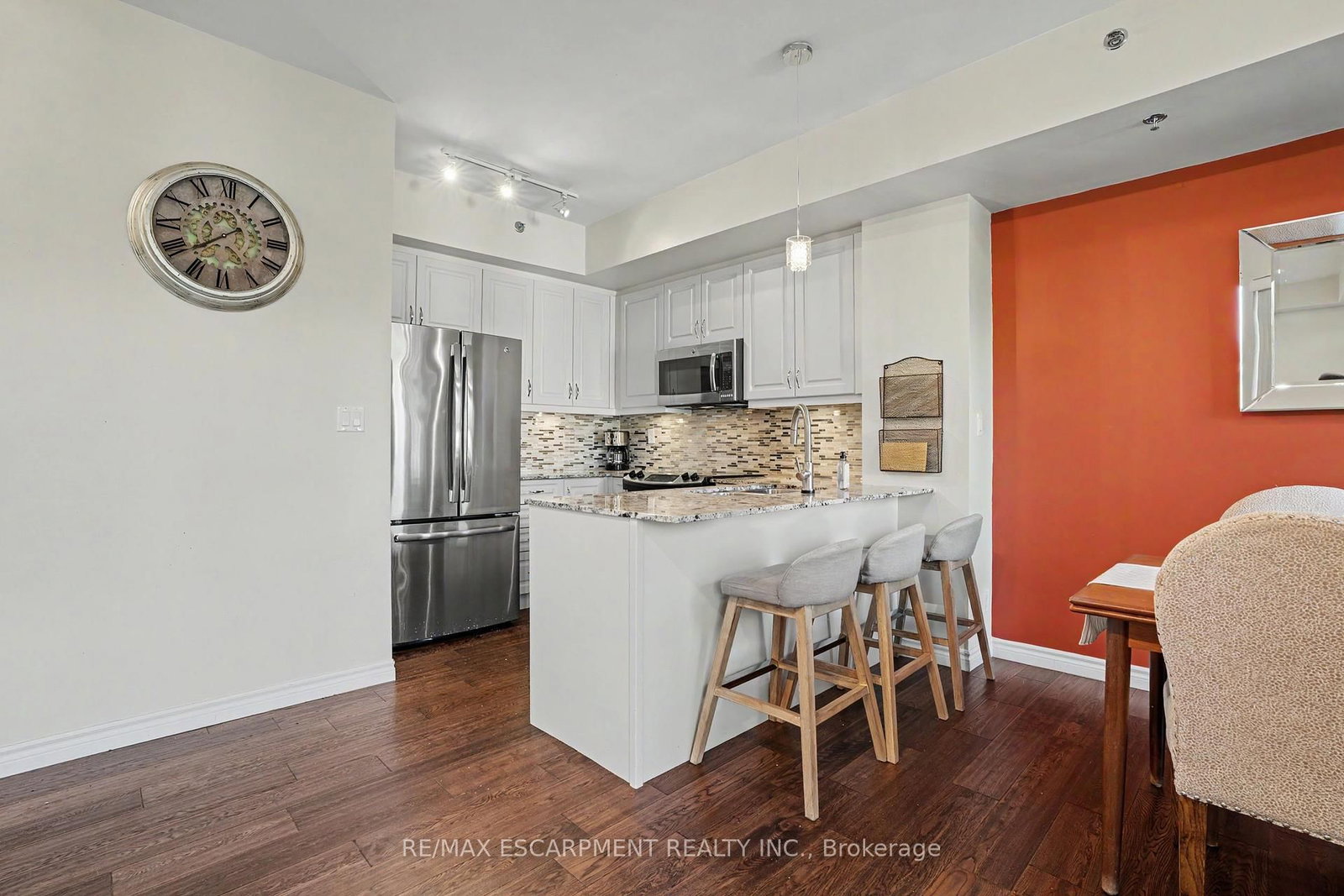 34 Plains Road E • #206 • Burlington, ON photo 10