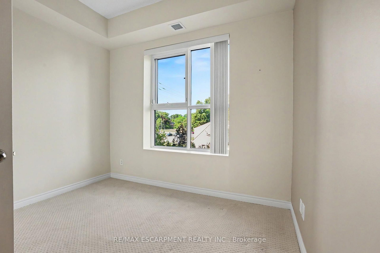 34 Plains Road E • #206 • Burlington, ON photo 17